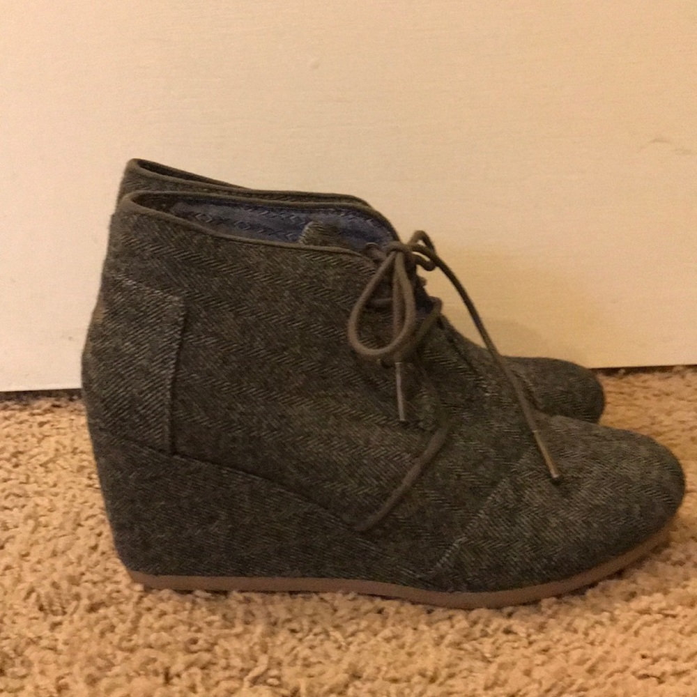 Brand New Tom booties